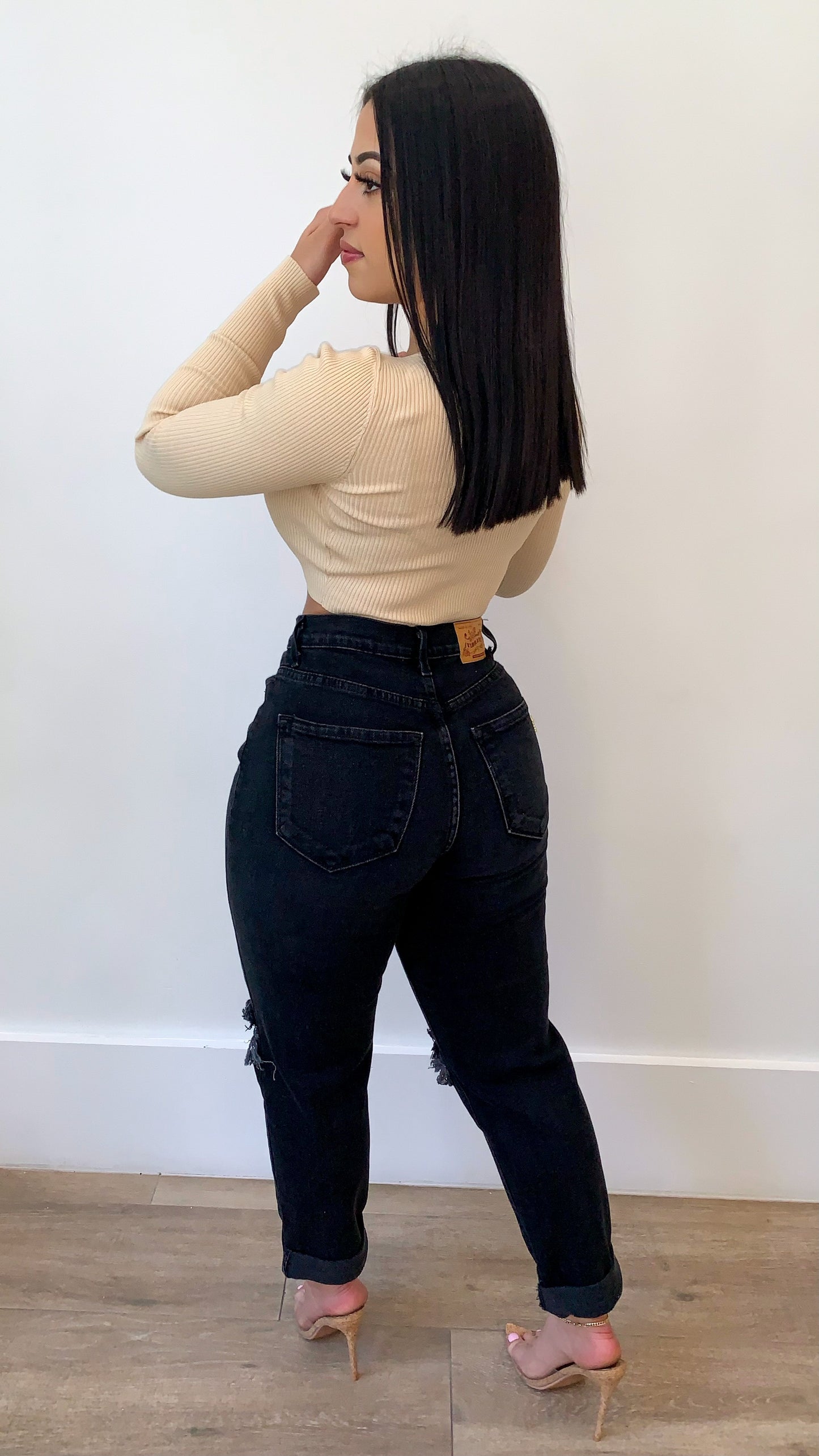 Levi Long Sleeve Crop Top - Taupe